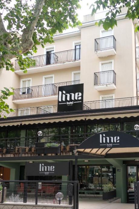 HOTEL LIME 